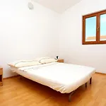 Appartamento 10338a Rogoznica (Sibenik-Knin)