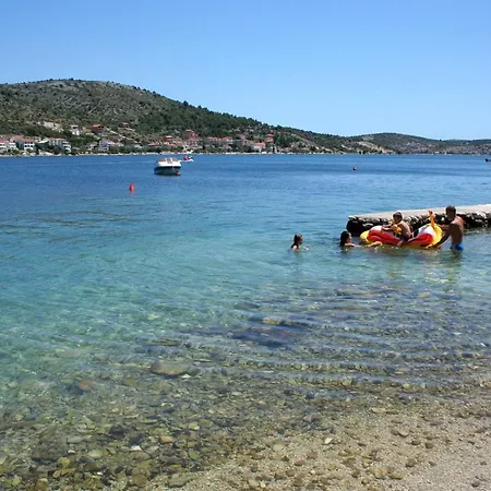 Apartman 10338a Rogoznica (Sibenik-Knin)