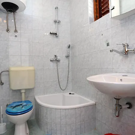 10338a Rogoznica (Sibenik-Knin)